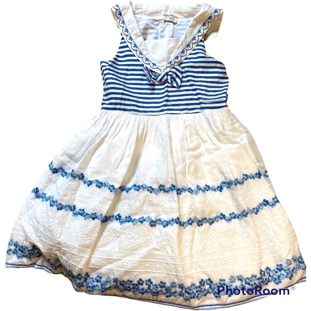 Monnalisa size 14, gently uses.Made in Italy